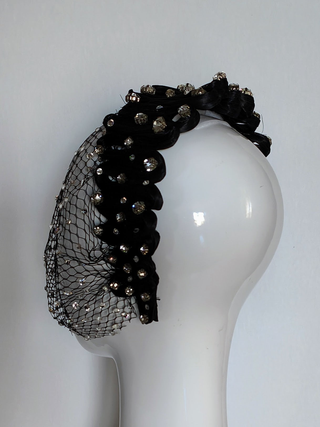 Arcadia headband – artisan millinery featuring silk and crystal for Cairns Amateurs and beyond