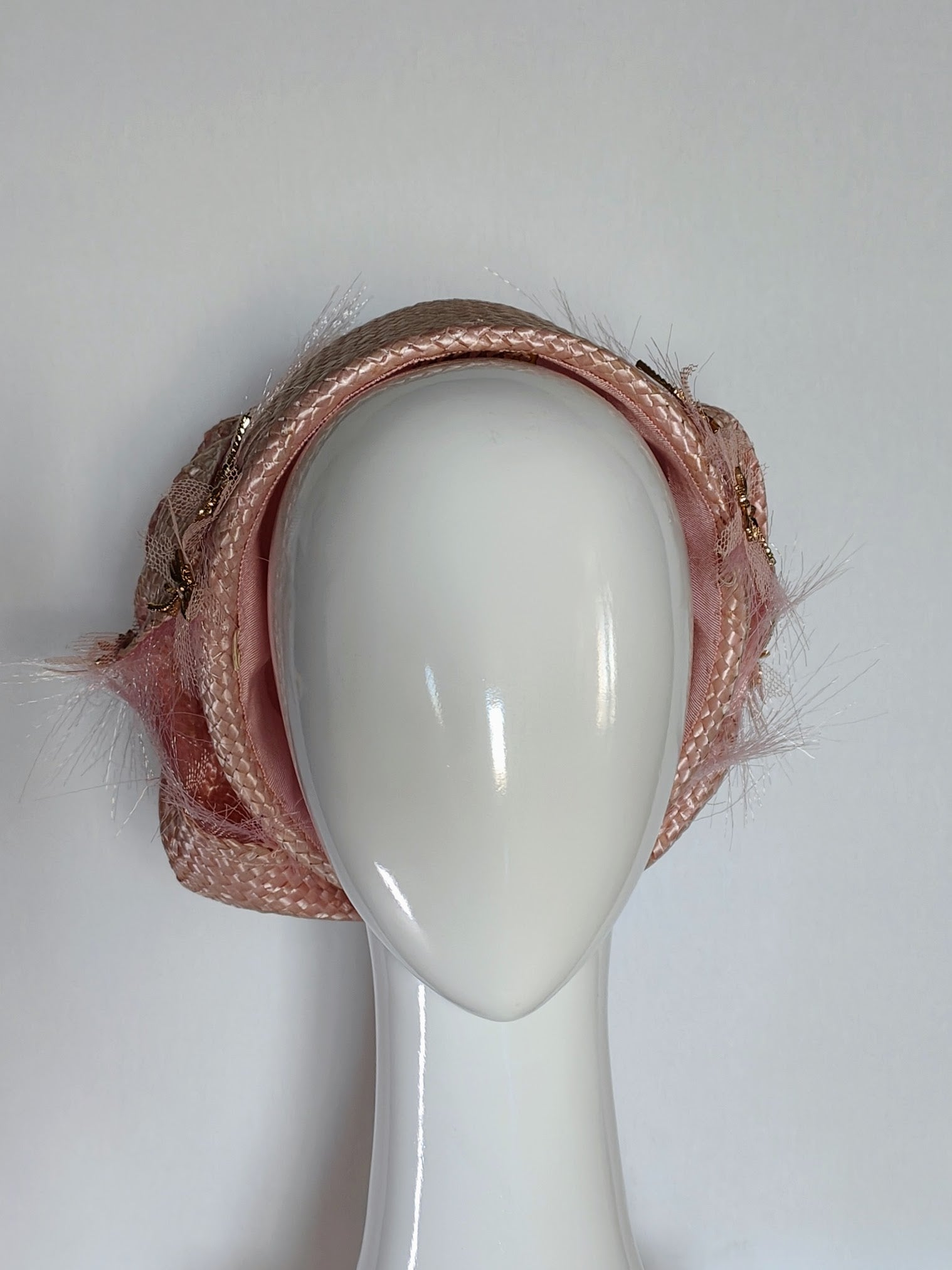 Handcrafted Pink pillbox hat Estelle – Kathryn Lee bespoke collection