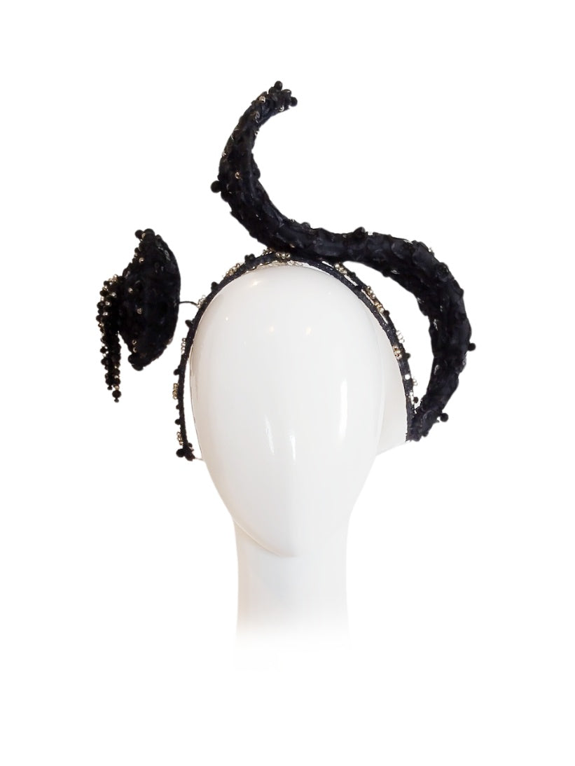 Kathryn Lee Millinery Josephine headband featuring lace – Australian couture headwear