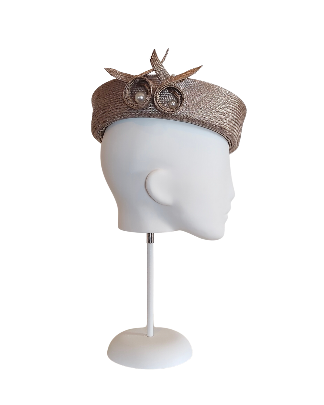 Kathryn Lee Millinery Le Biege beret featuring sinamay and straw – Australian couture headwear