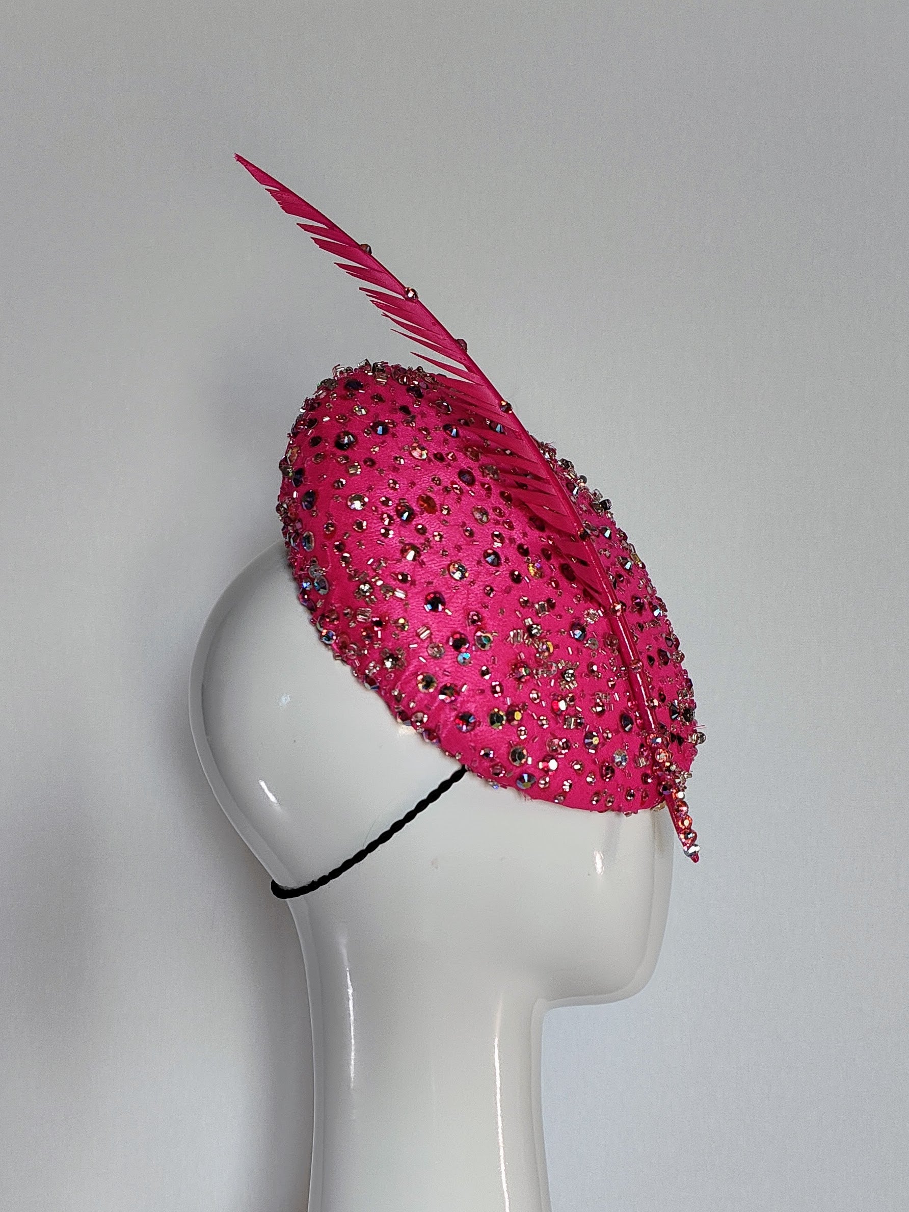 Paulini – Pink cap crafted from feather perfect for Melbourne Cup