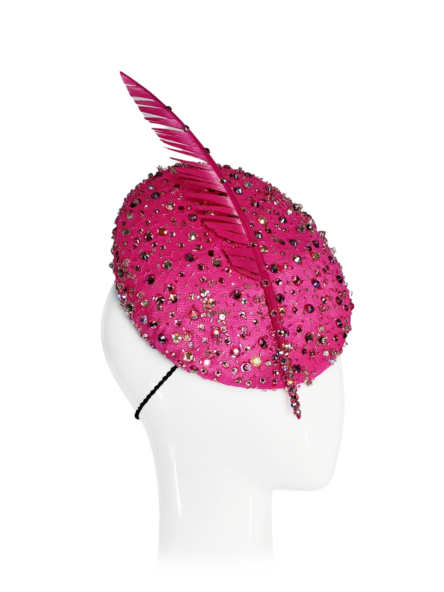 Paulini handcrafted cap crafted from feather – perfect for Dubai World Cup and Kentucky Derby