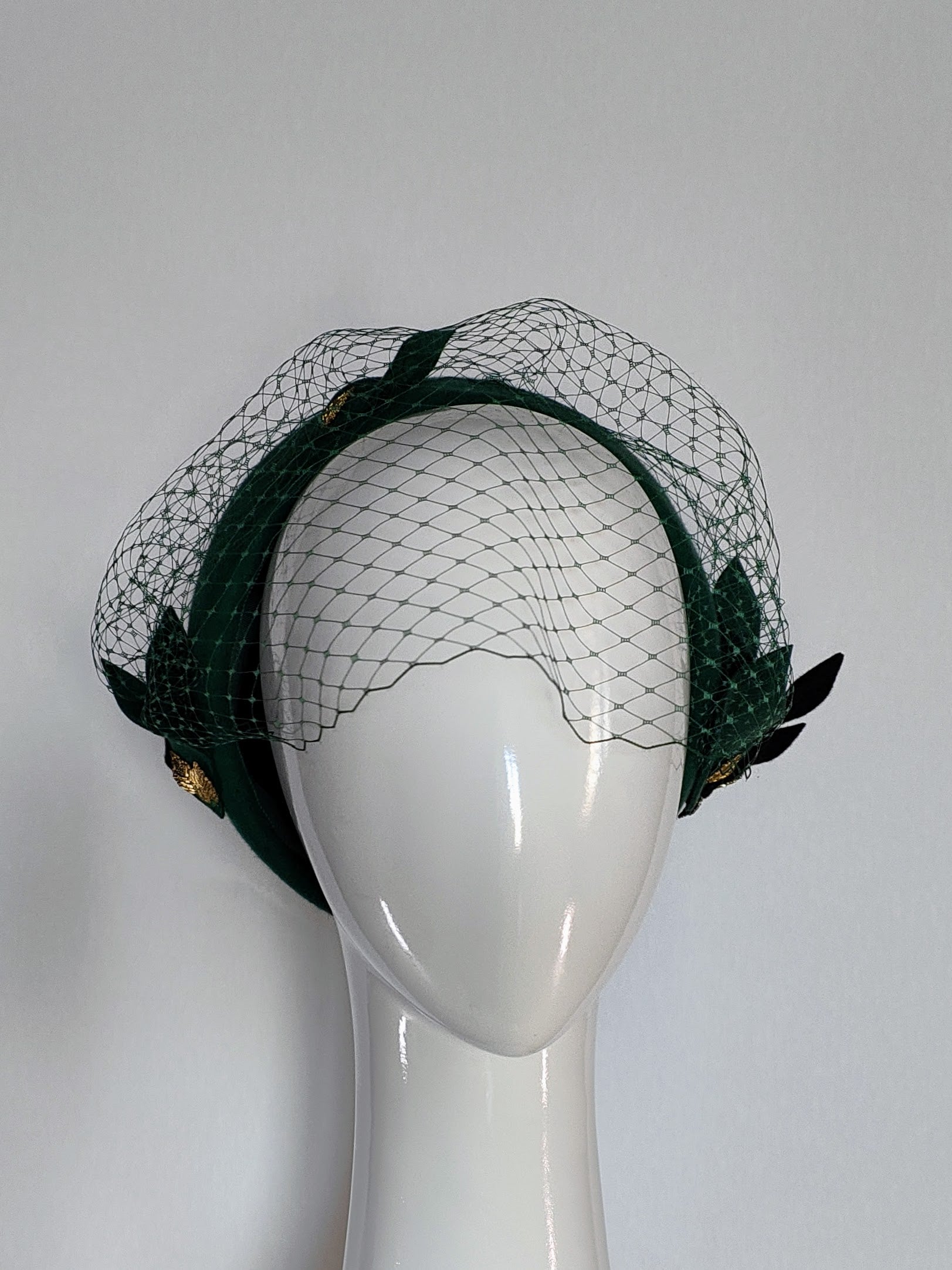 Australian milliner Kathryn Lee – Yvonne Green pillbox hat featuring felt