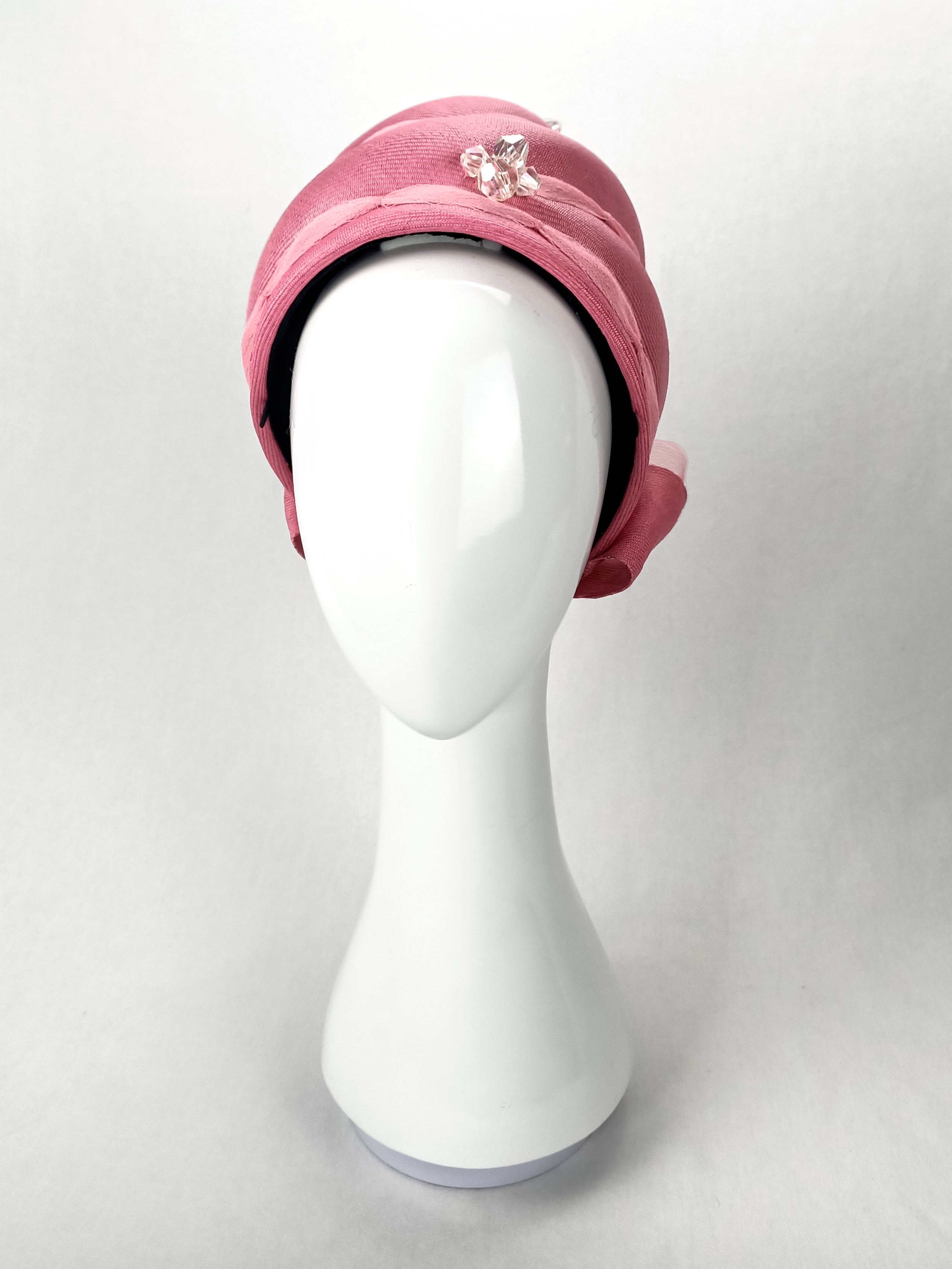 Kathryn Lee Millinery April pillbox hat featuring sinamay – Australian couture headwear