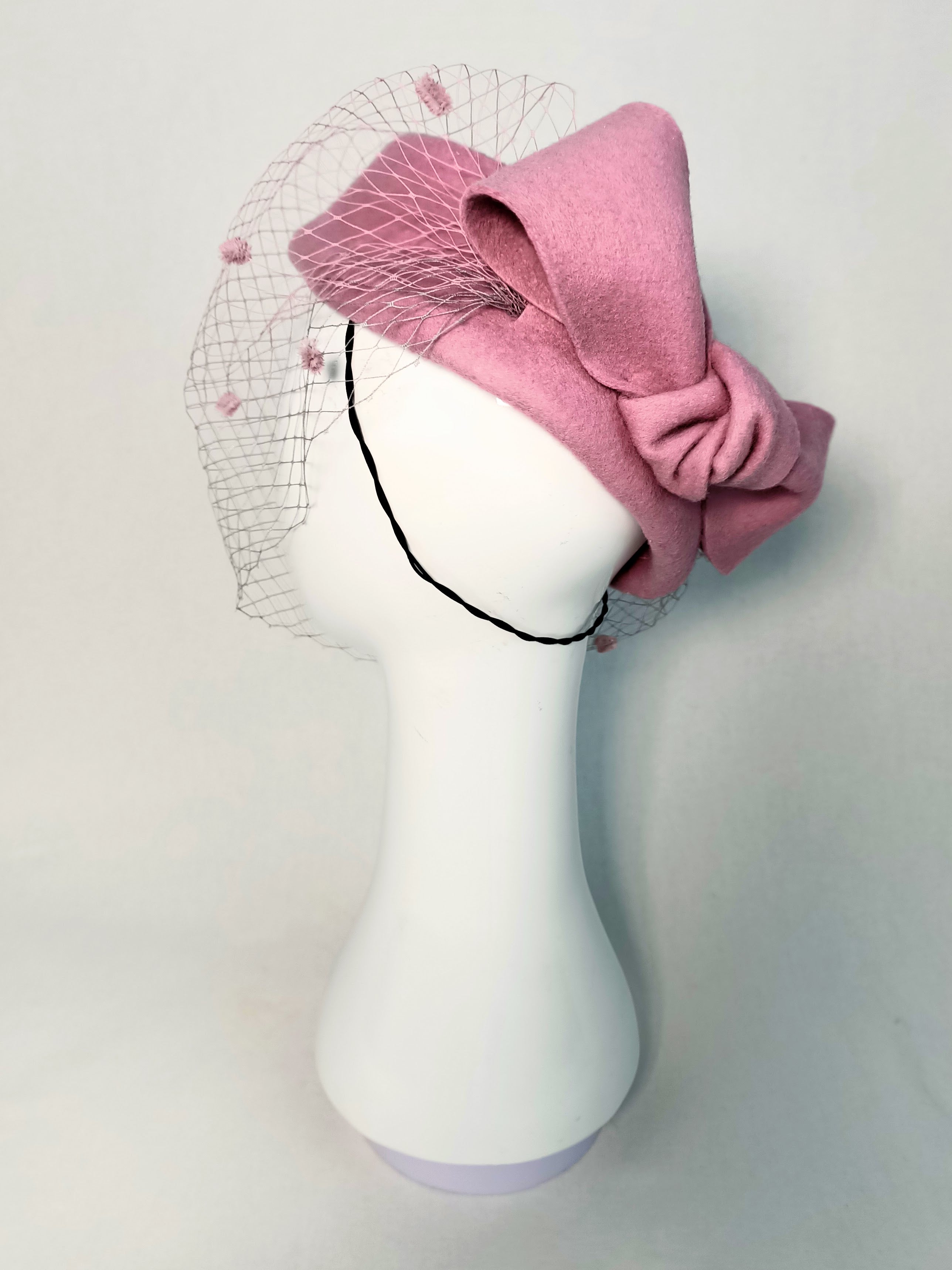 Handcrafted Pink pillbox hat Bryony – Kathryn Lee bespoke collection