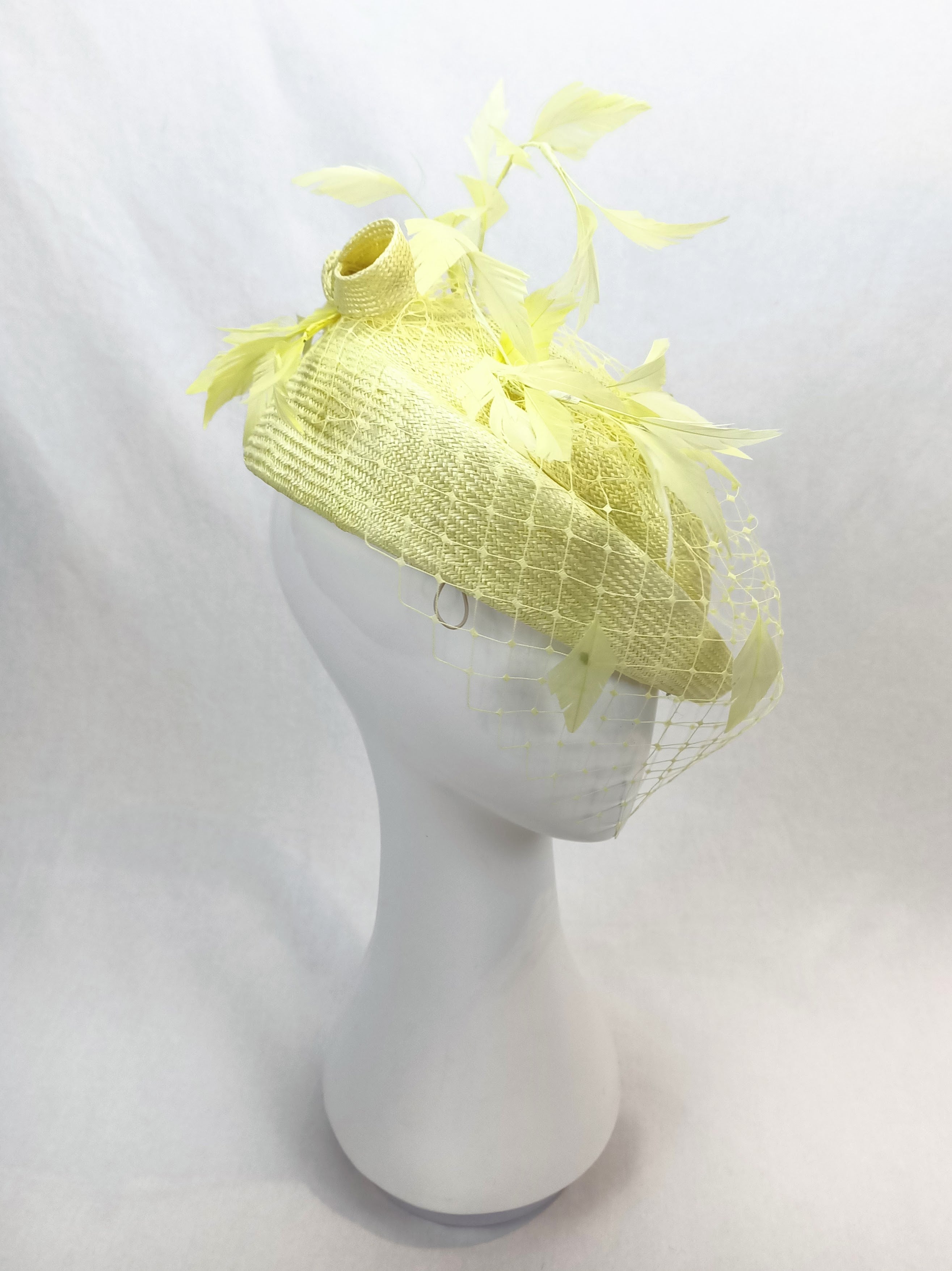 Bespoke Diana beret crafted from sinamay and straw – designed for wedding by Kathryn Lee
