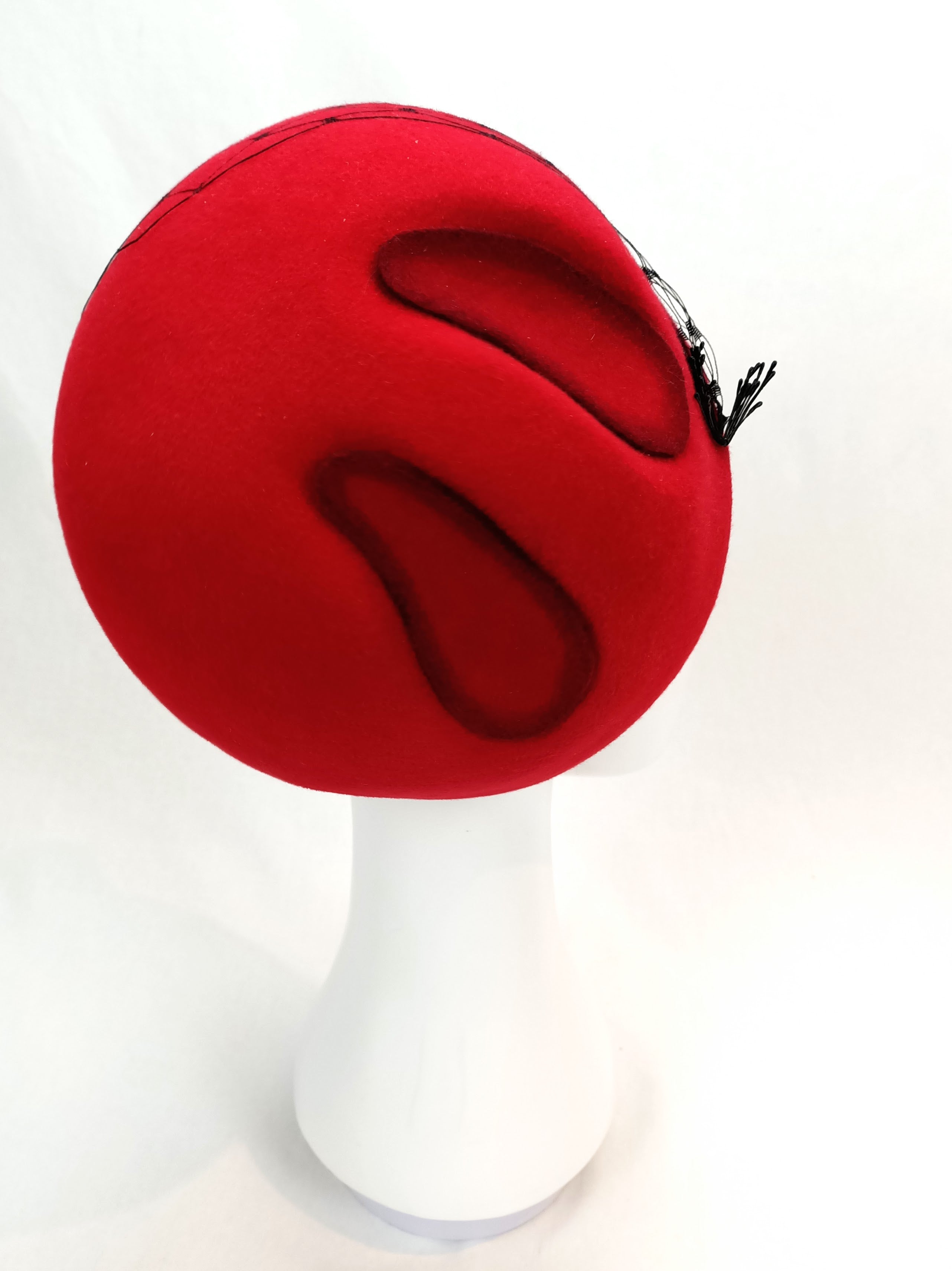 Couture beret Elsa featuring felt – occasion headwear for wedding