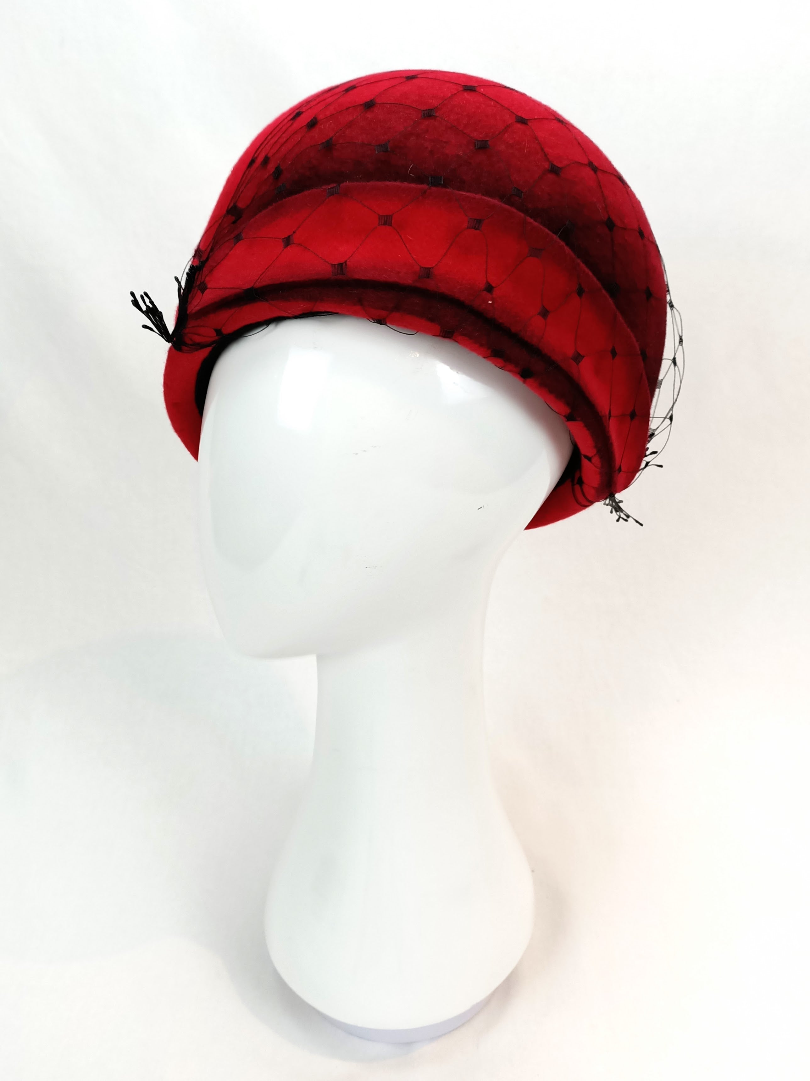 Black beret Elsa featuring felt – handmade in Sydney by Kathryn Lee